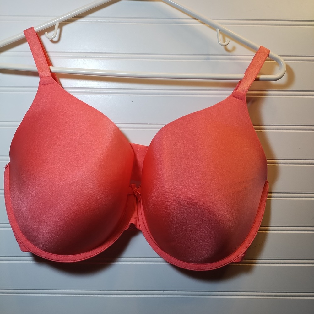Secret Treasures Intimates Coral Pink Underwire Bra 42DD Style 42103 Smooth Cup